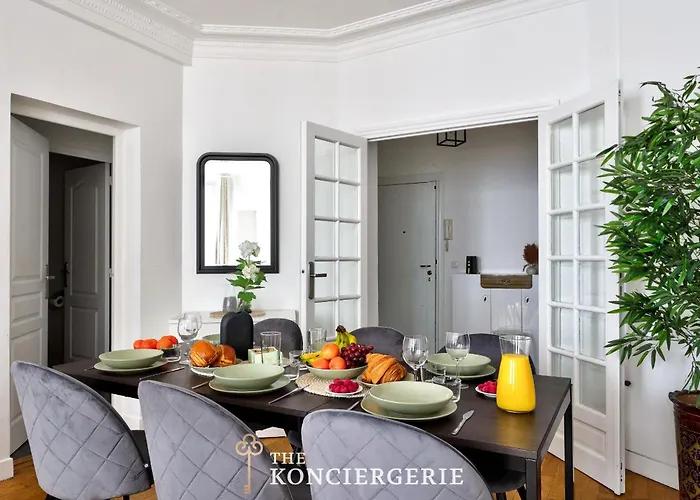 Prestige Parisien Proche De Larc De Triomphe Paris